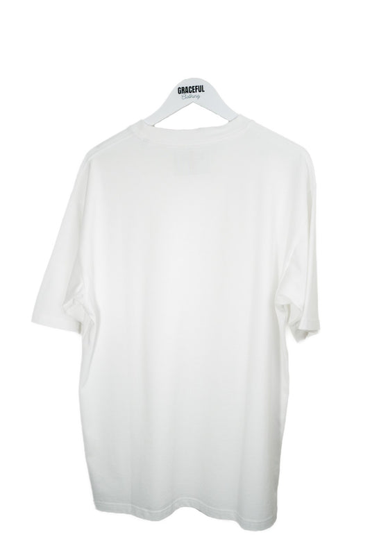 Gracefully Uncomplicated - White & Black